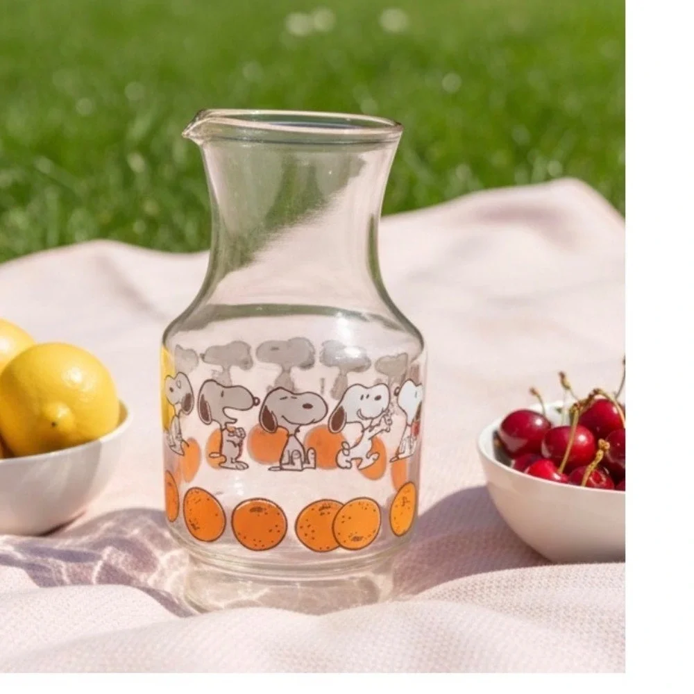 Vintage‎ Peanuts Snoopy Friends Glass Pitcher Carafe Orange Citrus Print